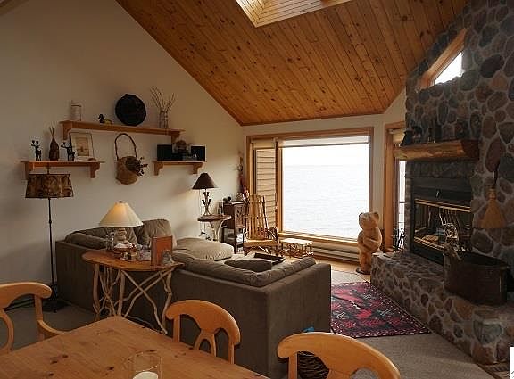 3rd image of 1620 Superior Shores Dr #105