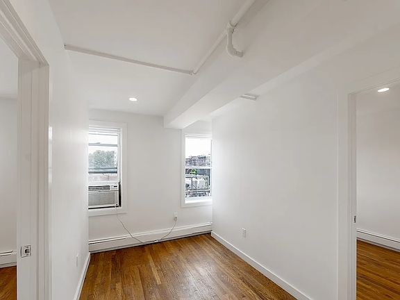3rd image of 81 Avenue A APT 4