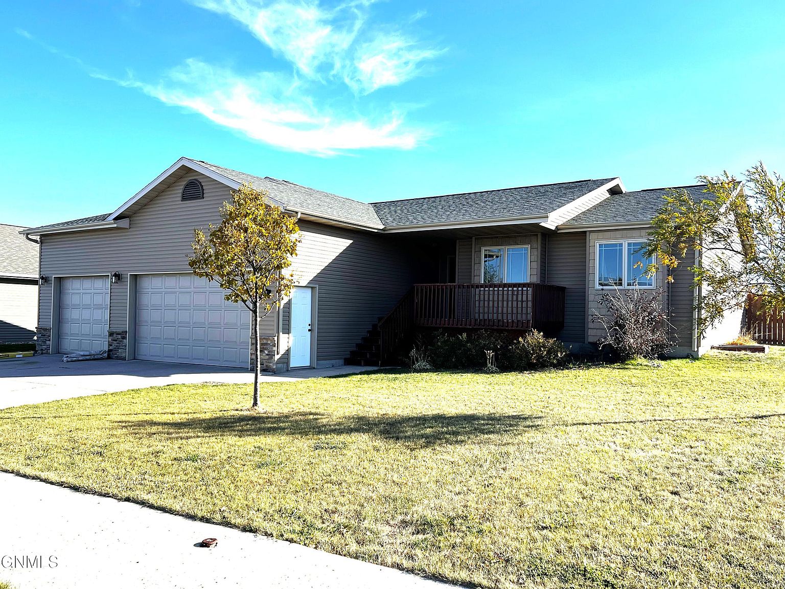 327 Medora Ave, Bismarck, ND 58503 Zillow