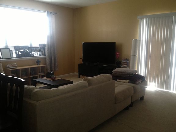 2nd image of 924 Southmoor Dr Unit 102
