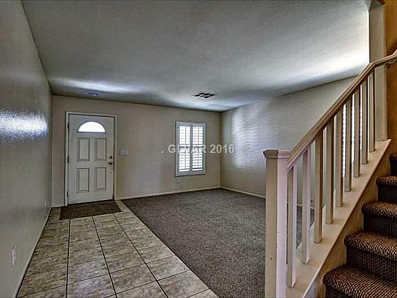3rd image of 6333 Climbing Vine Ave
