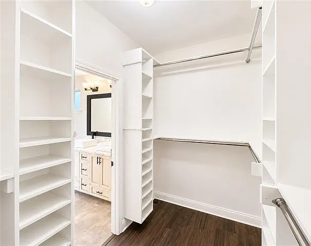 2735 Village Ct — Photo 16