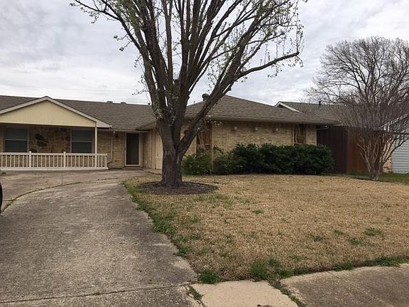 2nd image of 1313 Lorraine Dr