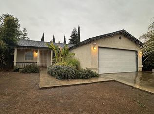 927 N Esther St, Porterville, CA 93257
