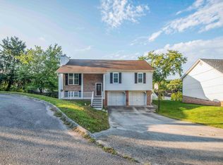639 Copperfield Dr, Knoxville, TN 37934