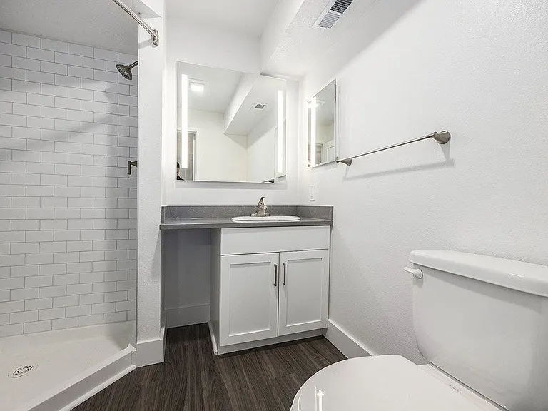 The Highlands Apartments — Photo 73