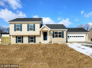 76 Seal Dr, Martinsburg, WV 25405