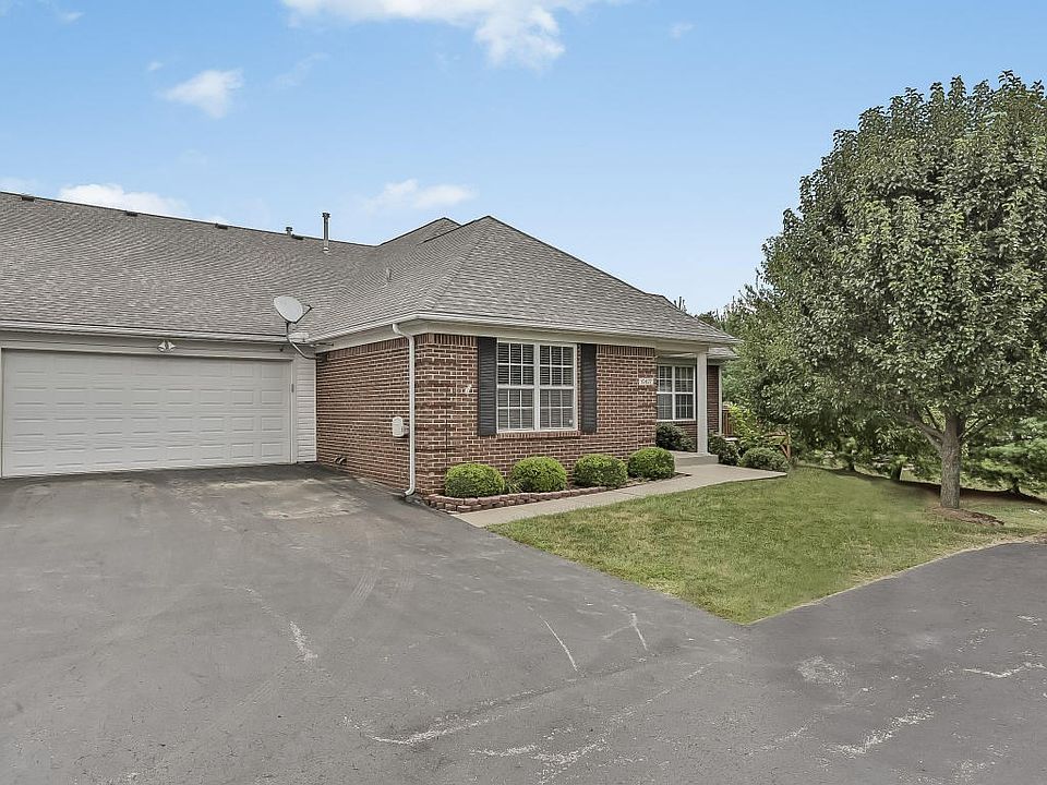 10427 Pine Glen Circle