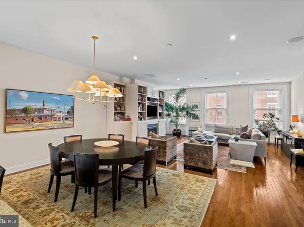 1632 Spruce St APT 300, Philadelphia, PA 19103