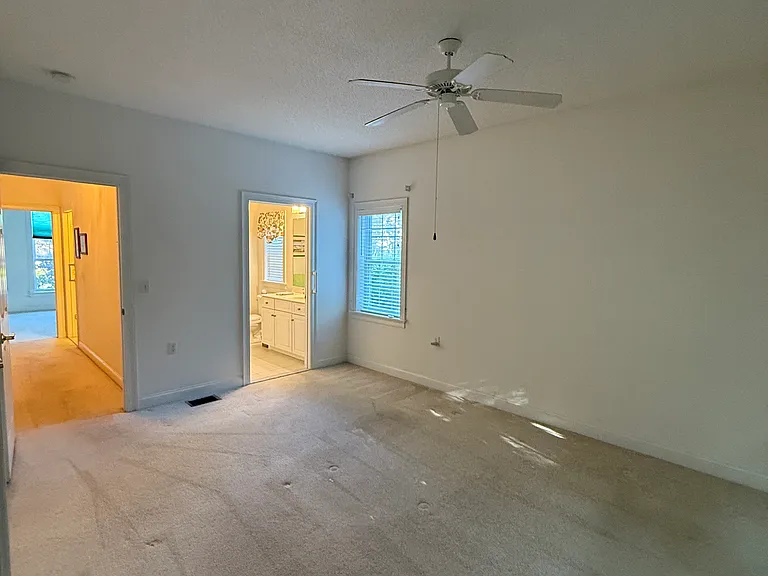 9 Clover Ln — Photo 18