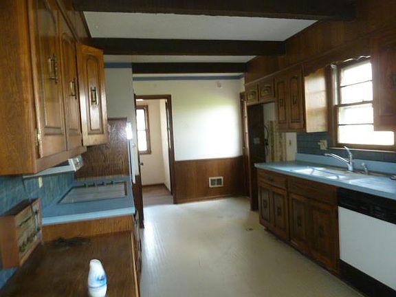 4th image of 2531 N 73rd St