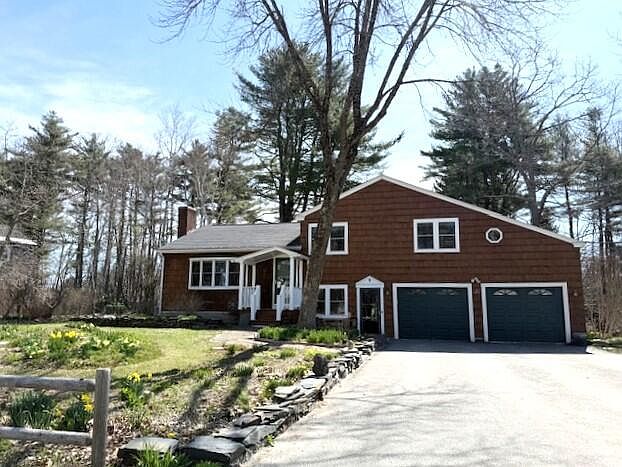 2nd image of 9 Cherry Hill Drive
