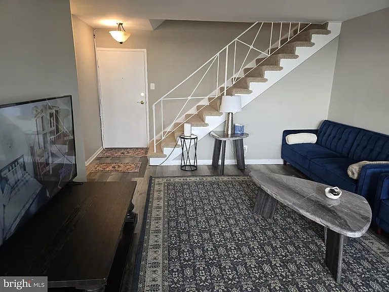 301 N Beauregard St #1002 — Photo 4