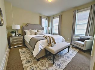 118 N 10th St, Reading, PA 19601