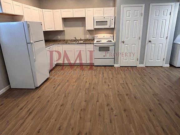 2nd image of 2250 S Locust St #12
