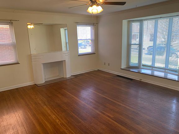 3rd image of 1645 Elmwood Ave APT A