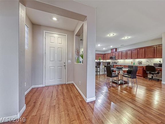 3rd image of 1322 Crystal Hill Ln Unit 2