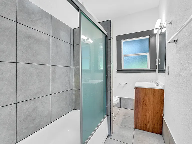 254 Oakland Ave #254 — Photo 9