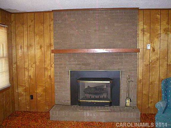 5th image of 136 Moose Farm Dr