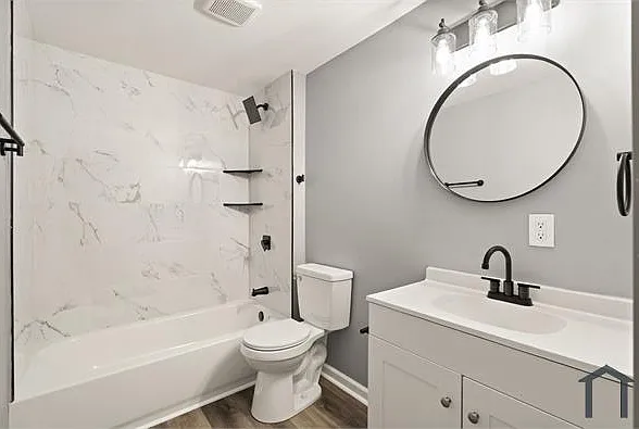 2222 Duncan St — Photo 20