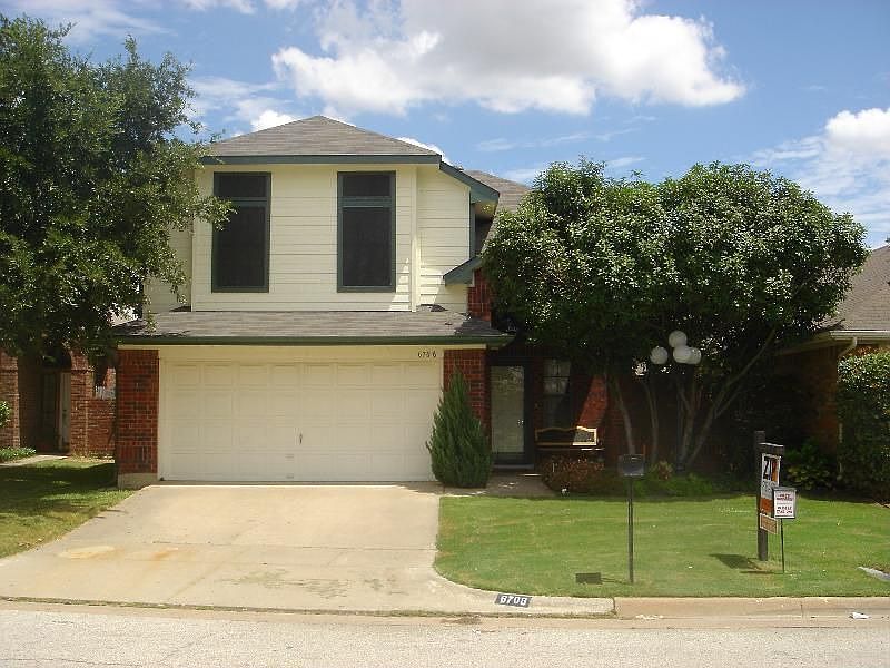 1st image of 6708 Driffield Cir E