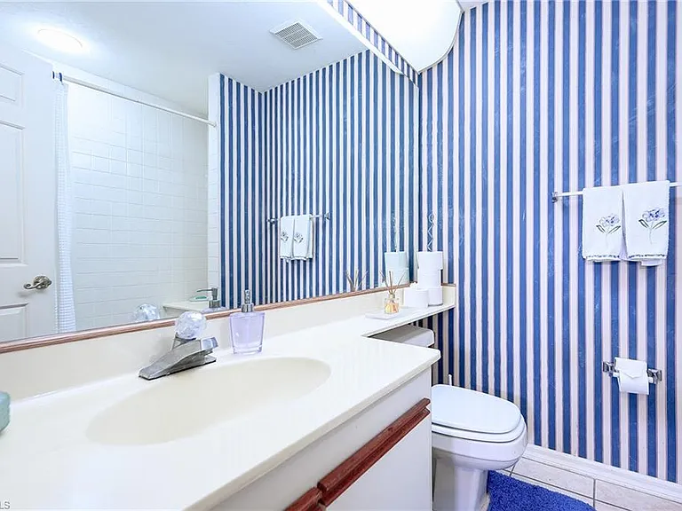 855 Reef Point Cir — Photo 20