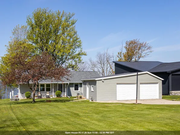 N6629 Harrison Rd, Hilbert, WI 54129