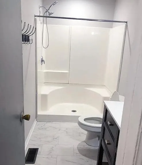 425 Rogers Ave — Photo 14