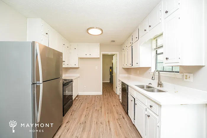 612 Ralph Rd SE — Photo 6
