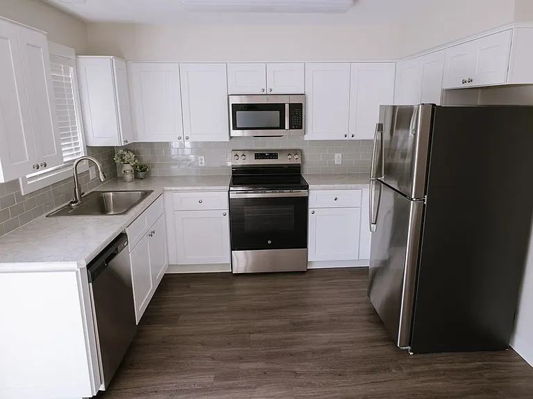 300 Lila Ln — Photo 28