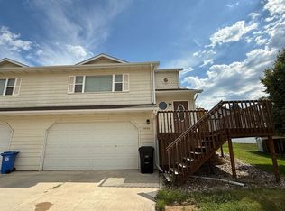 1826 Red Dale Dr, Rapid City, SD 57702
