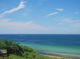 23 Gray Ln, Falmouth, MA 02540