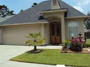 545 Hardwick Dr, Baton Rouge, LA 70815