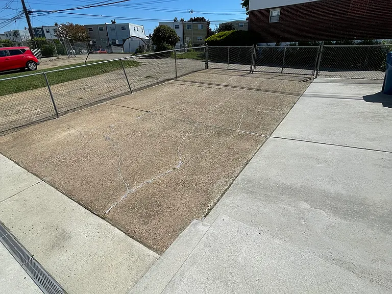 9405 Kirkwood Rd — Photo 23