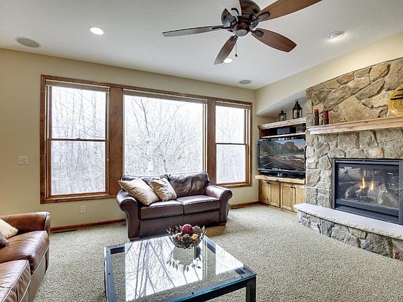 4th image of 2098 Valley Creek Ln