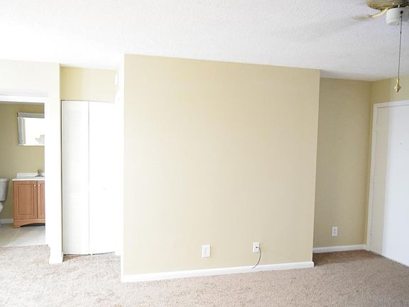 4th image of 6520 Chasewood Dr APT E