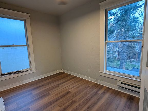 3rd image of 2312 W Pacific Ave APT 4
