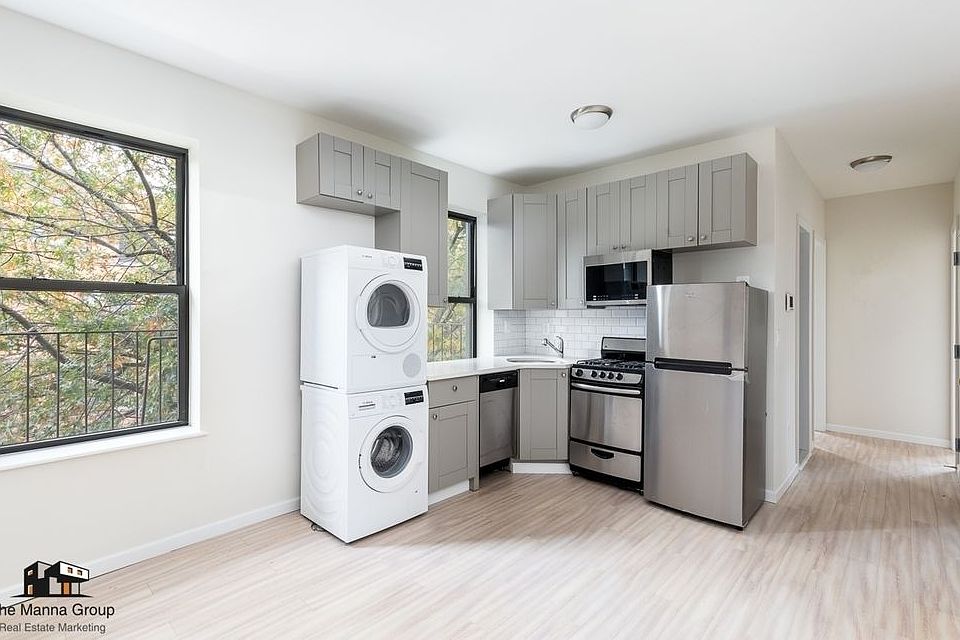 1st image of 223 6th Ave APT 3B