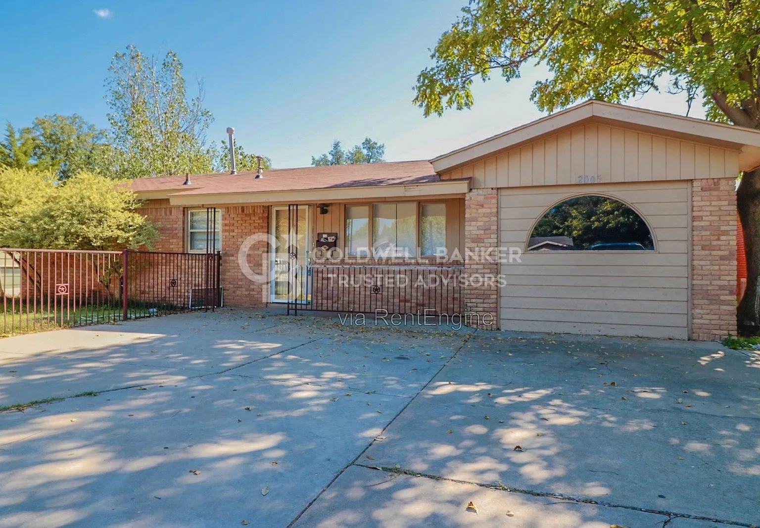 2 bed, 2.0 bath, 1308 sqft, $975 — Photo 1