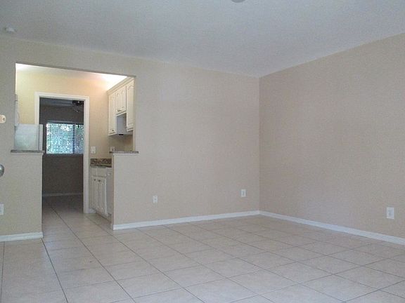 2nd image of 3527 Plantation Way Unit 677