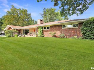 319 E Lyndale Rd, Peoria, IL 61614