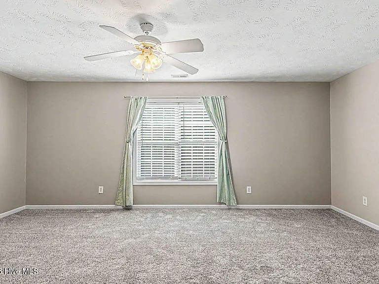 301 Old Dam Rd — Photo 46