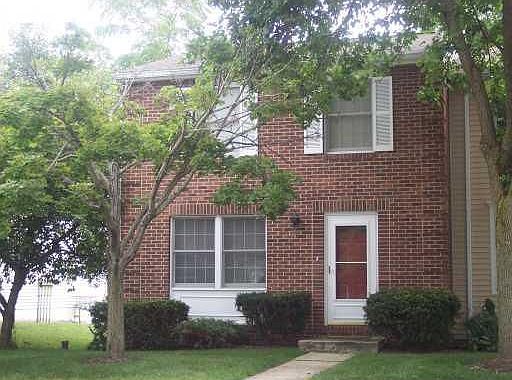 2nd image of 3036 Colony Ln