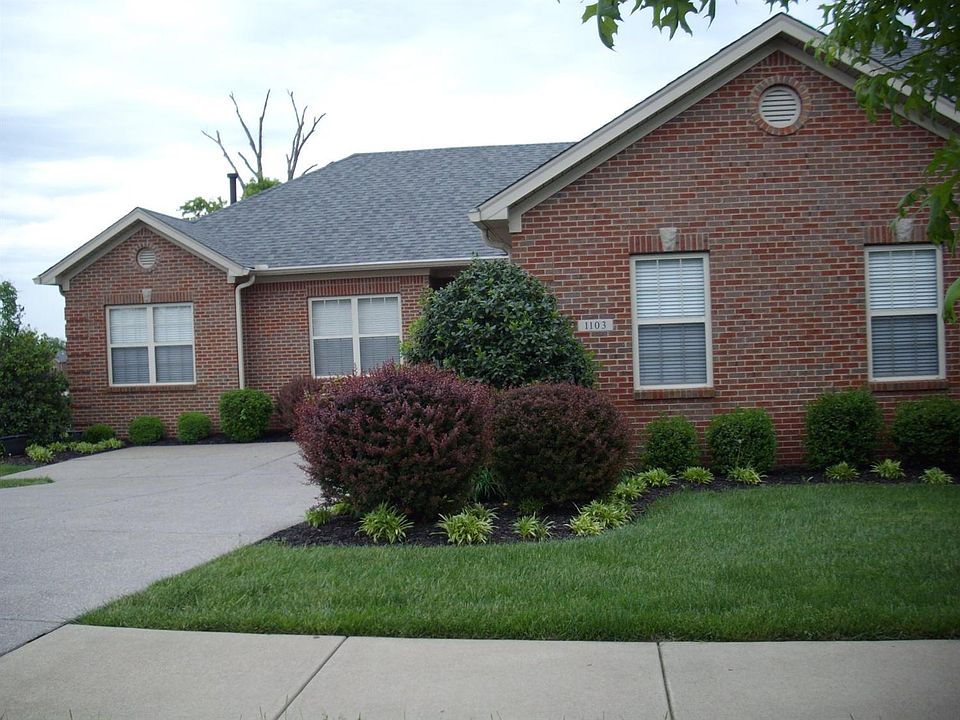 1st image of 1103 Leawood Dr #114