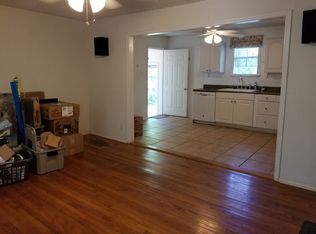 1806 Rosewood St, Grand Prairie, TX 75050