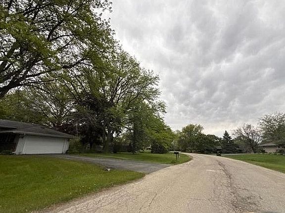 5th image of 1607 Ben Franklin Rd