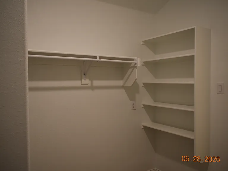 3321 Riverlawn Dr — Photo 23
