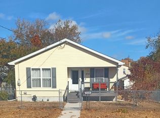 318 W Race St, Millville, NJ 08332