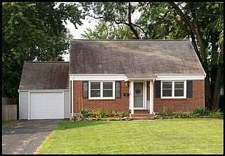 1st image of 49 Lincoln Ave