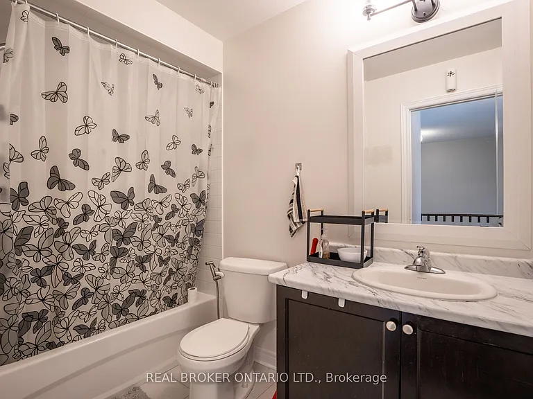 63 Forsyth Cres — Photo 13